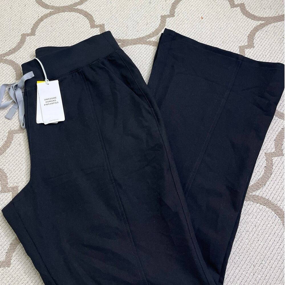 FIGS Madryn High Waisted Flare Scrub Pants Size Petite Large NWT